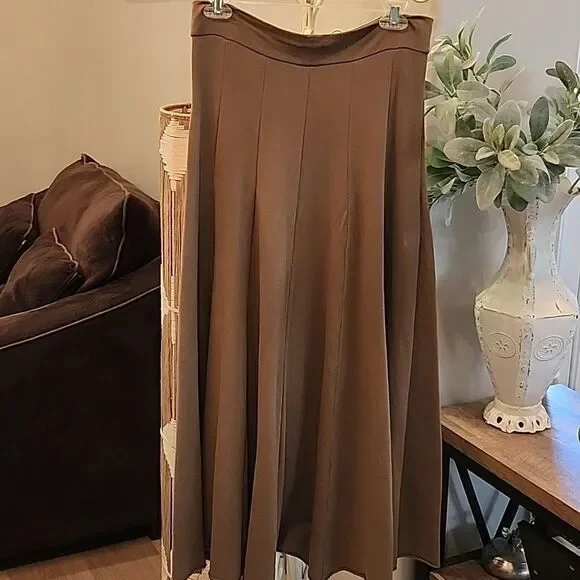 Flare Midi skirt size S Cognac
